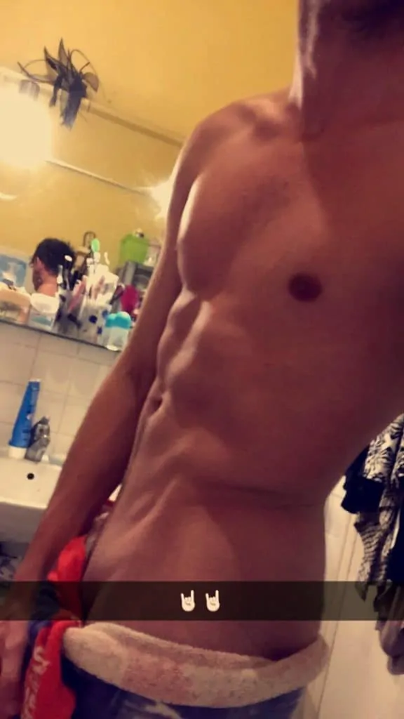 homme musclé sexy sur snapchat