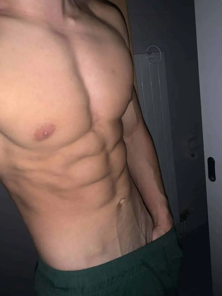 homme musclé sexy sur snapchat