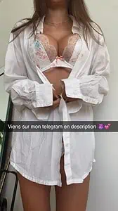 salope de telegram montre ses gros seins