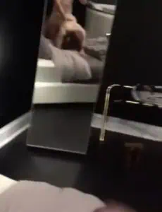 chienne en manque sextape